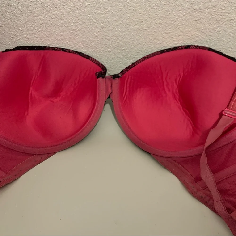 Cacique Pink and Black Lace Bra - Picture 2 of 3